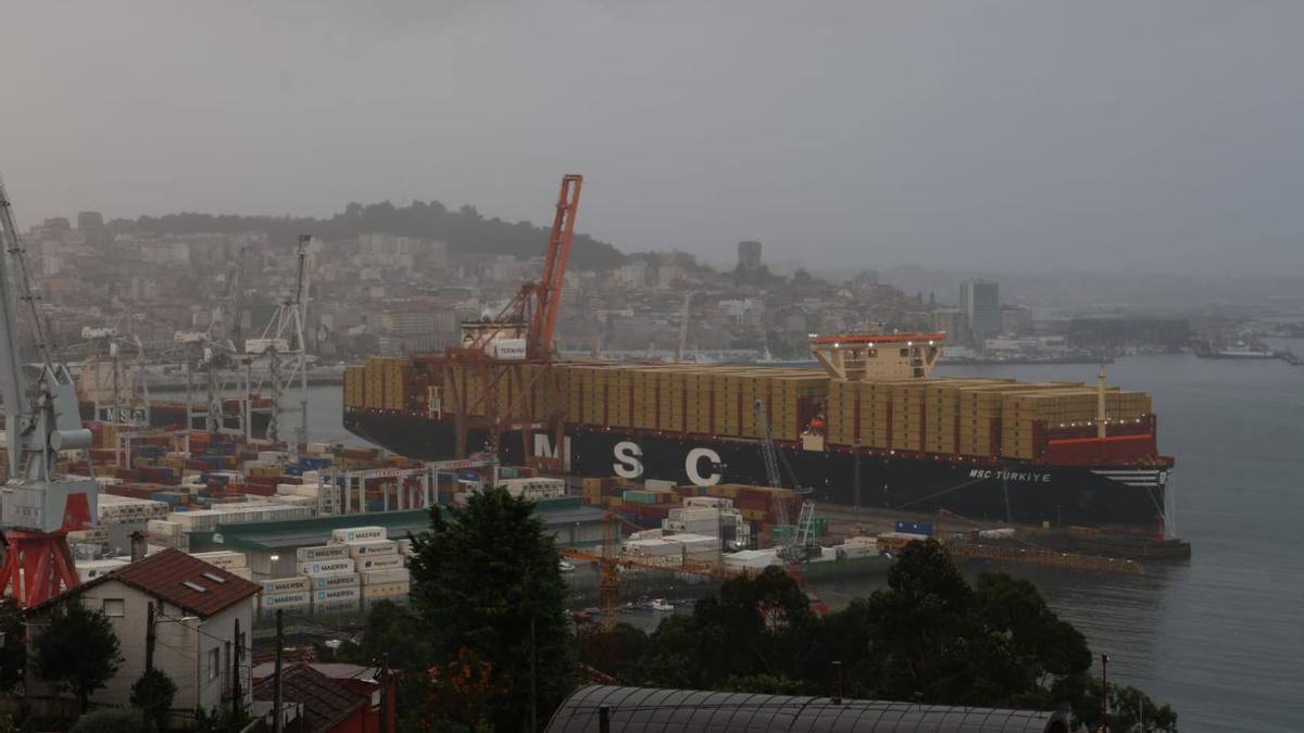 El MSC Türkiye, en Vigo.