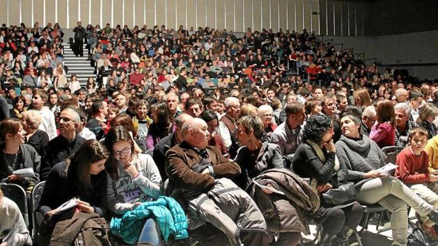 La Sala Polivalent de Solsona es va omplir a vessar per sentir el concert nadalenc del Quartet Mèlt