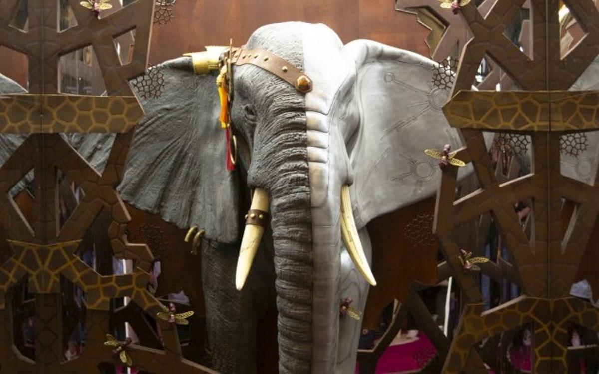 El elefante de Crusellas será exhibido en Harrod's el próximo abril.