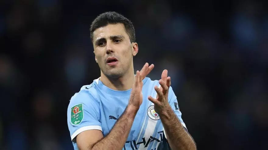 Mendieta ya avanzó el bombazo: "Si Rodri se va del City no iría al Madrid. Tiene una conexión muy fuerte con el Barça"