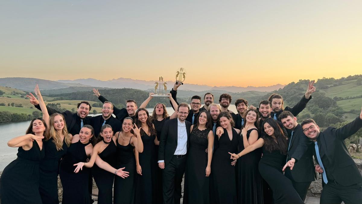 Los componentes del coro Ad Libitum ganaron el primer premio.