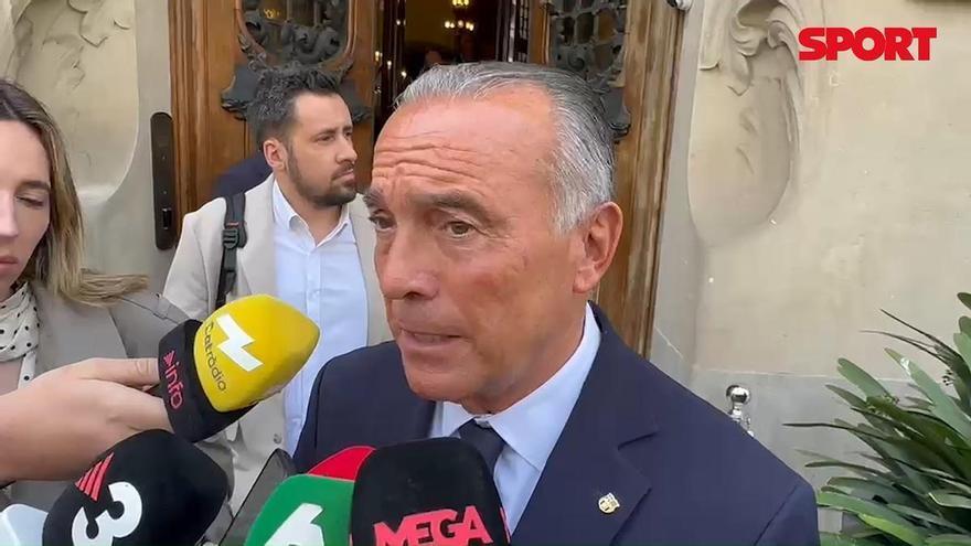 Rafa Yuste: "“No entiendo, con los medios tecnológicos que hay, cómo no pueden pitar ayer un penalty clarísimo contra el Atlético de Madrid”