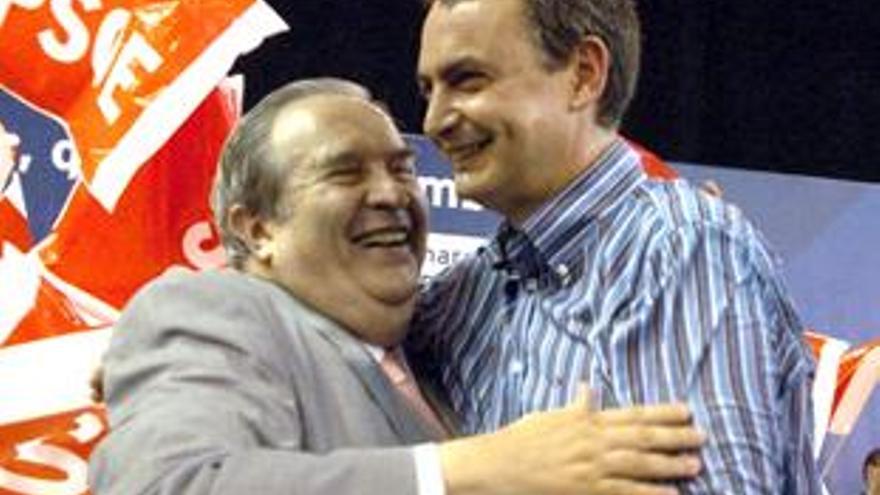 Saavedra junto a Zapatero en la campaña electoral de 2007. i LP/DLP