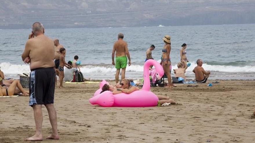 Los flotadores gigantes, la moda del verano