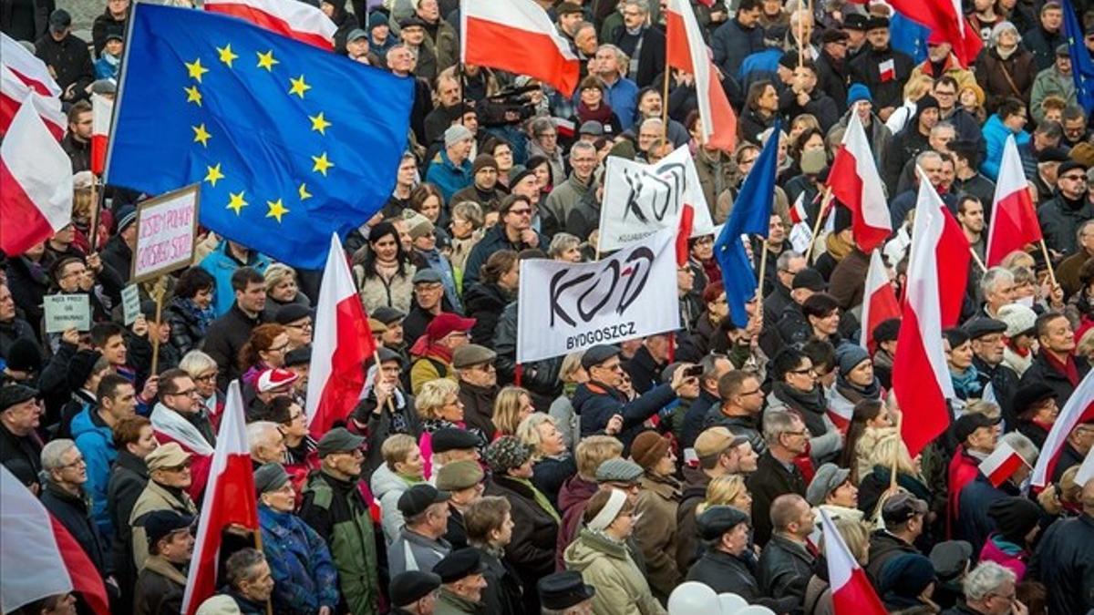Manifestación contra el Gobierno de Ley y Justicia en la localidad polaca de Bydgoszcz.
