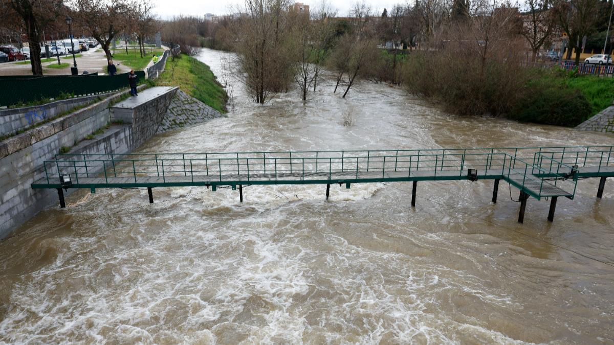 Martinho deja menos lluvias pero mantiene en alerta a Madrid por el caudal de los ríos-