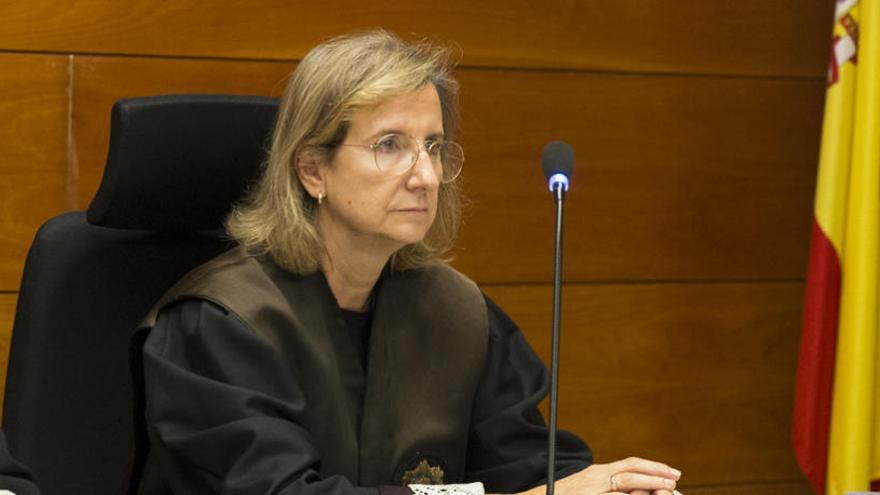 La magistrada al jurado: «Hay muchos crímenes sin resolver»