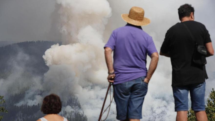 El incendio que golpea O Courel
