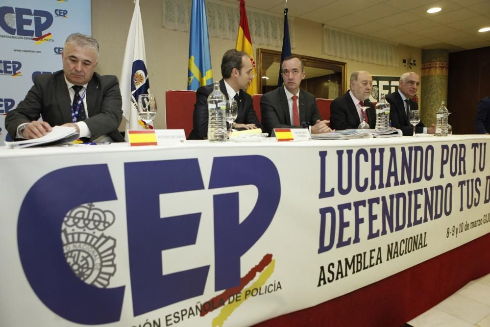 Asamblea de la Confederación Española de la Policía en Gijón