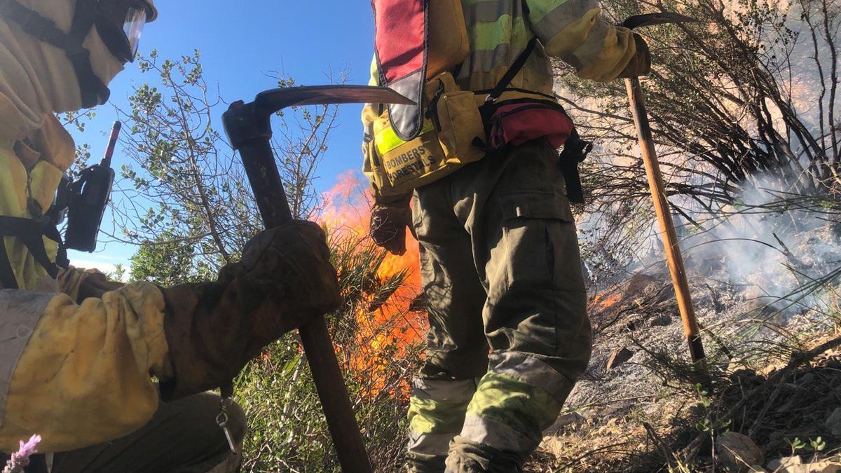 Declarado un incendio forestal en el Montgó