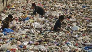 Primera cimera internacional per a un tractat contra els residus plàstics