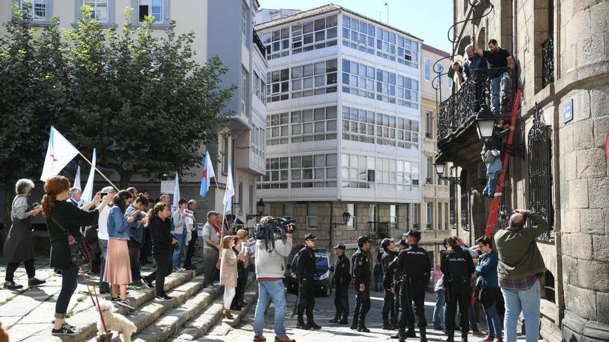 Una marcha pedirá el 27 de octubre la devolución de la Casa Cornide, propiedad de los Franco, al pueblo