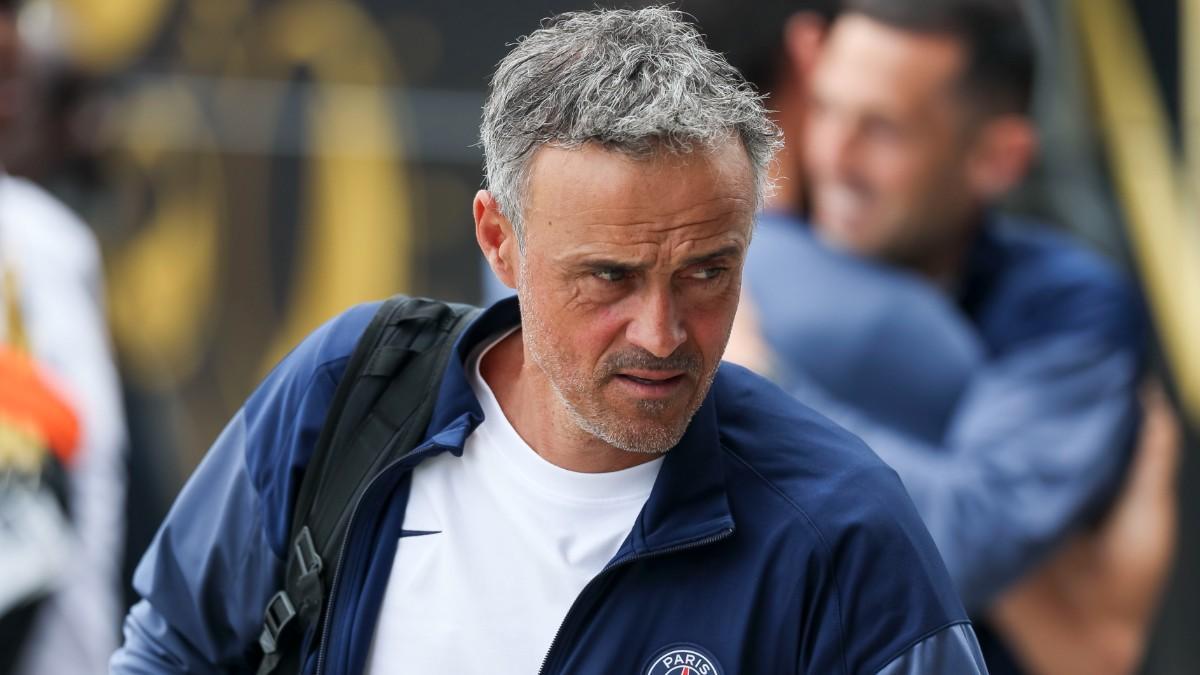 Luis Enrique sufrió un percance mientras montaba en bicicleta, una de sus pasiones