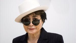 aabella32950192 artist yoko ono stands in the exhibit  half a room160227181716