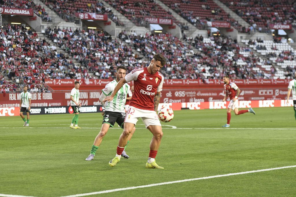 Las mejores imágenes del partido entre el Real Murcia y el Antequera