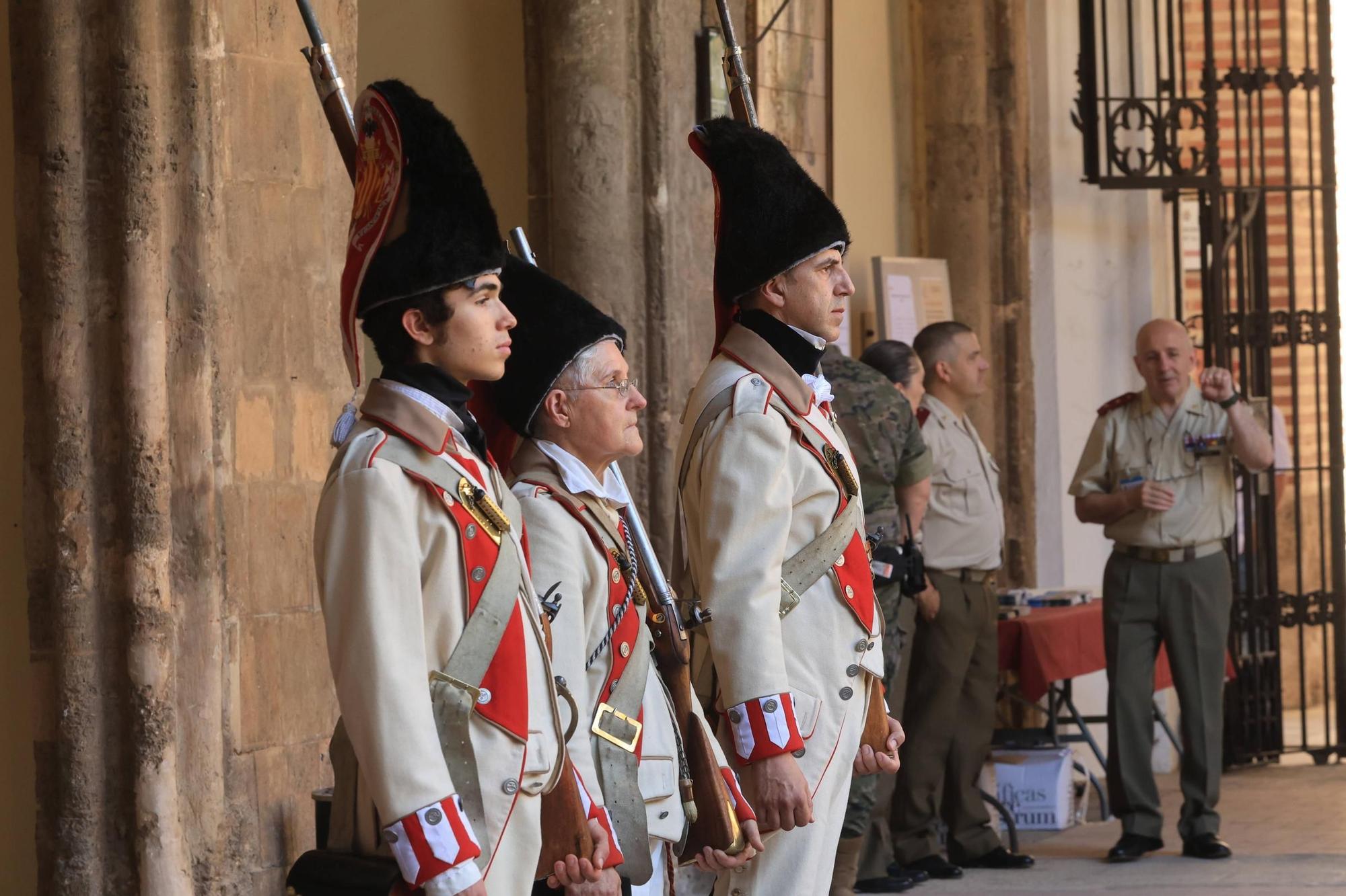 Jornada de puertas abiertas en el cuartel de Santo Domingo de València