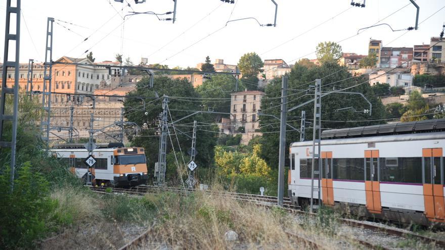 Aturats a temps dos trens que anaven de cara a l&#039;estació de Manresa