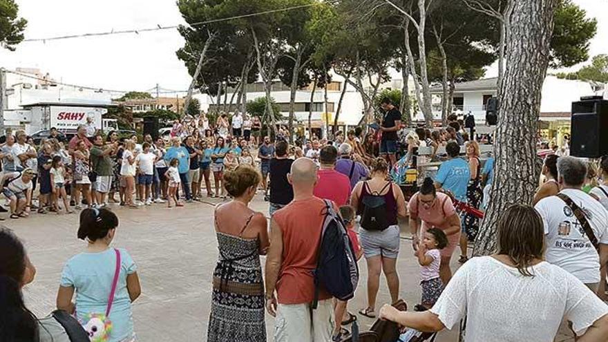 Udina destaca la participación en las fiestas de Cala Rajada