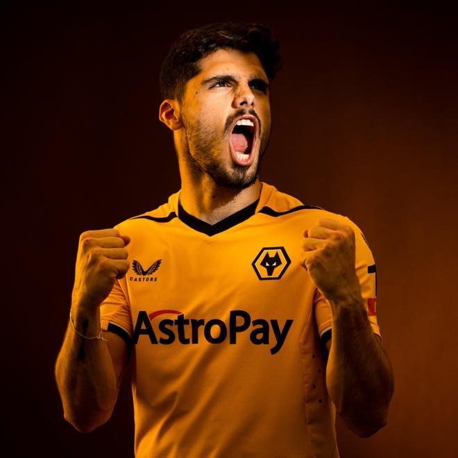 Así es la nueva camiseta de los Wolves para la temporada 2022/23