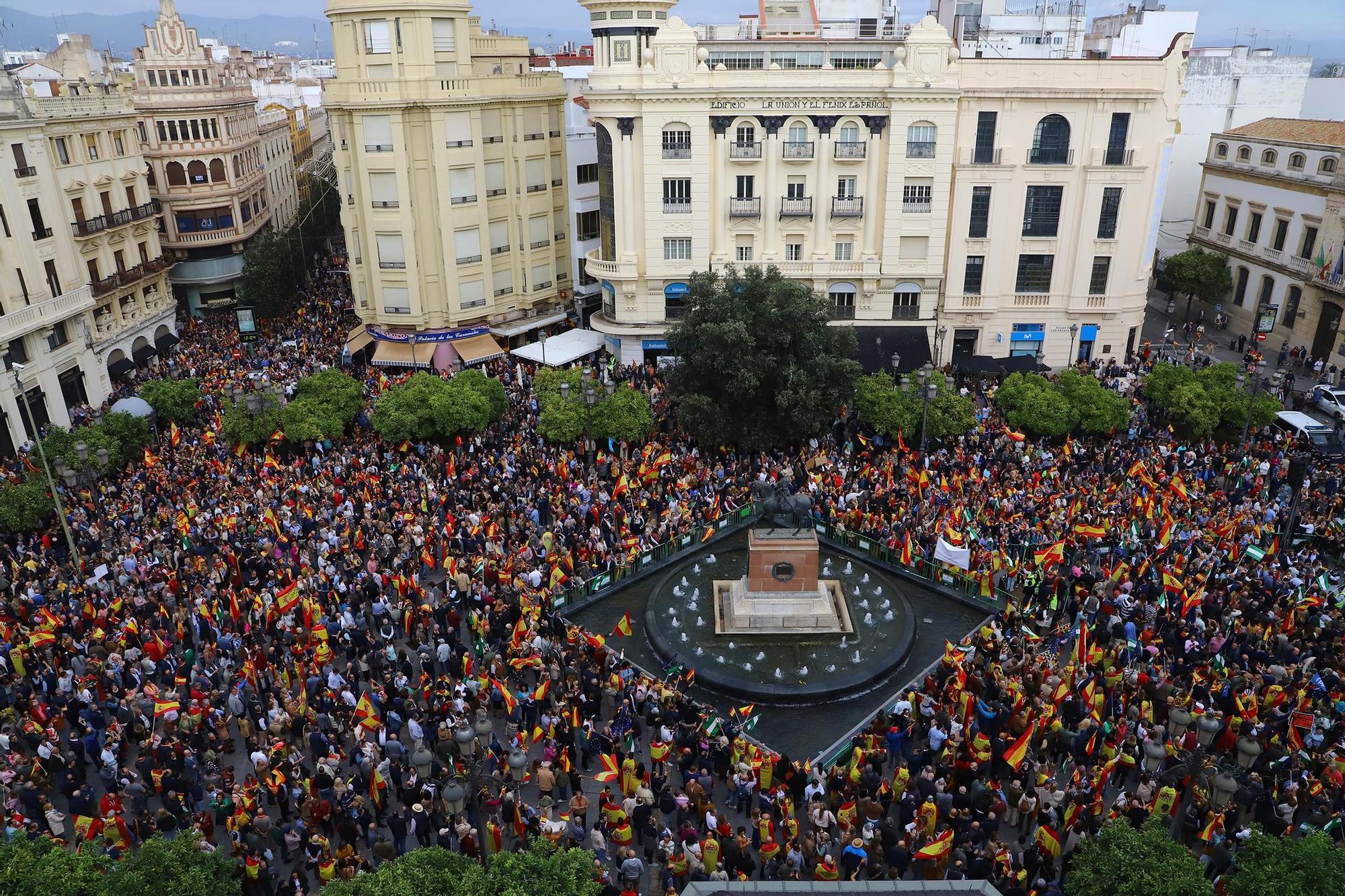 El PP de Córdoba congrega en Las Tendillas a miles de personas contra la amnistía