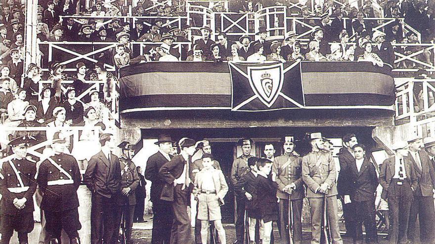 El palco de Balaídos en su inauguración en 1928.