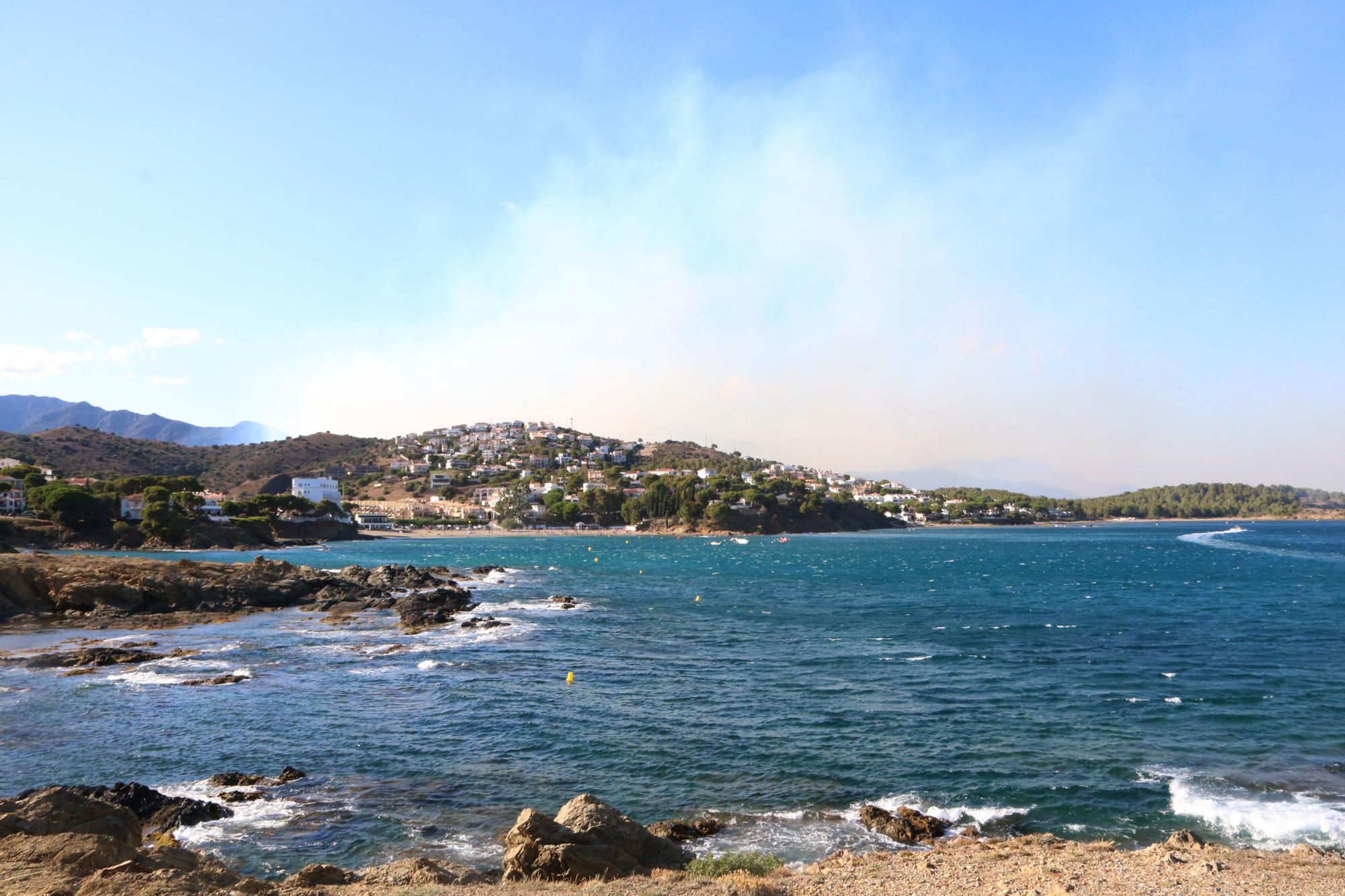 L'incendi entre Portbou i Colera