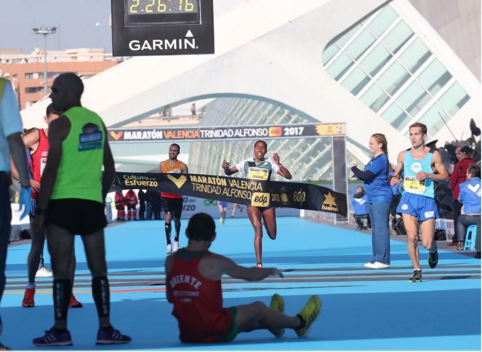 Las imágenes del Maratón Valencia Trinidad Alfonso edp 2017