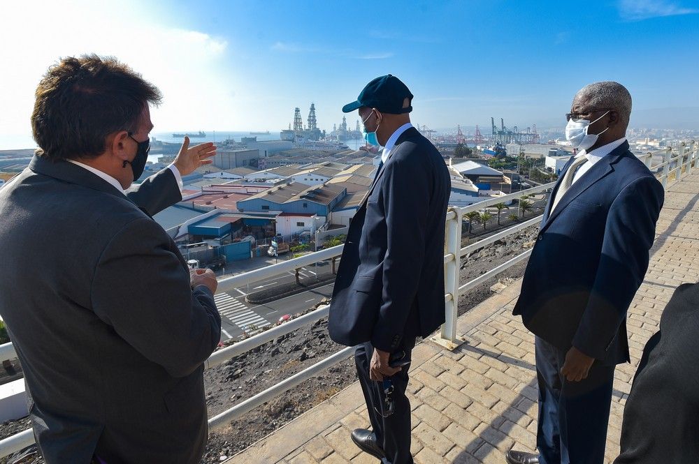 Una delegación del Puerto de Nuadibú visita el Puerto de Las Palmas