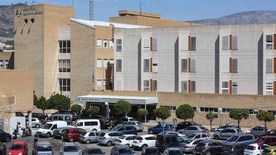 Trabajadores del Hospital de La Vila denuncian que «el departamento nos toma por ladrones»