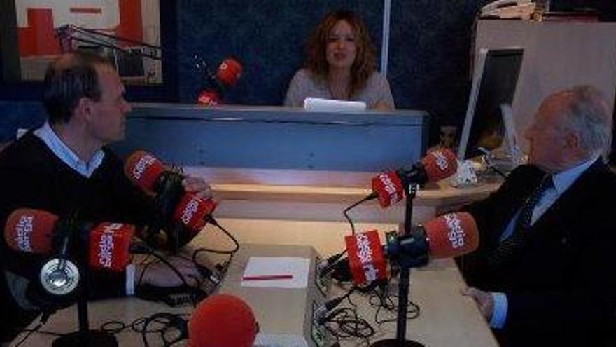 Tertúlia a Ràdio Berga, el 2014