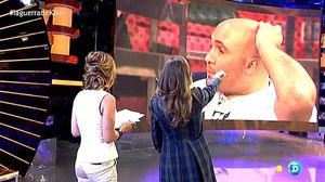 La presentadora, l’analista gestual, i al plasma, Paquirrín.