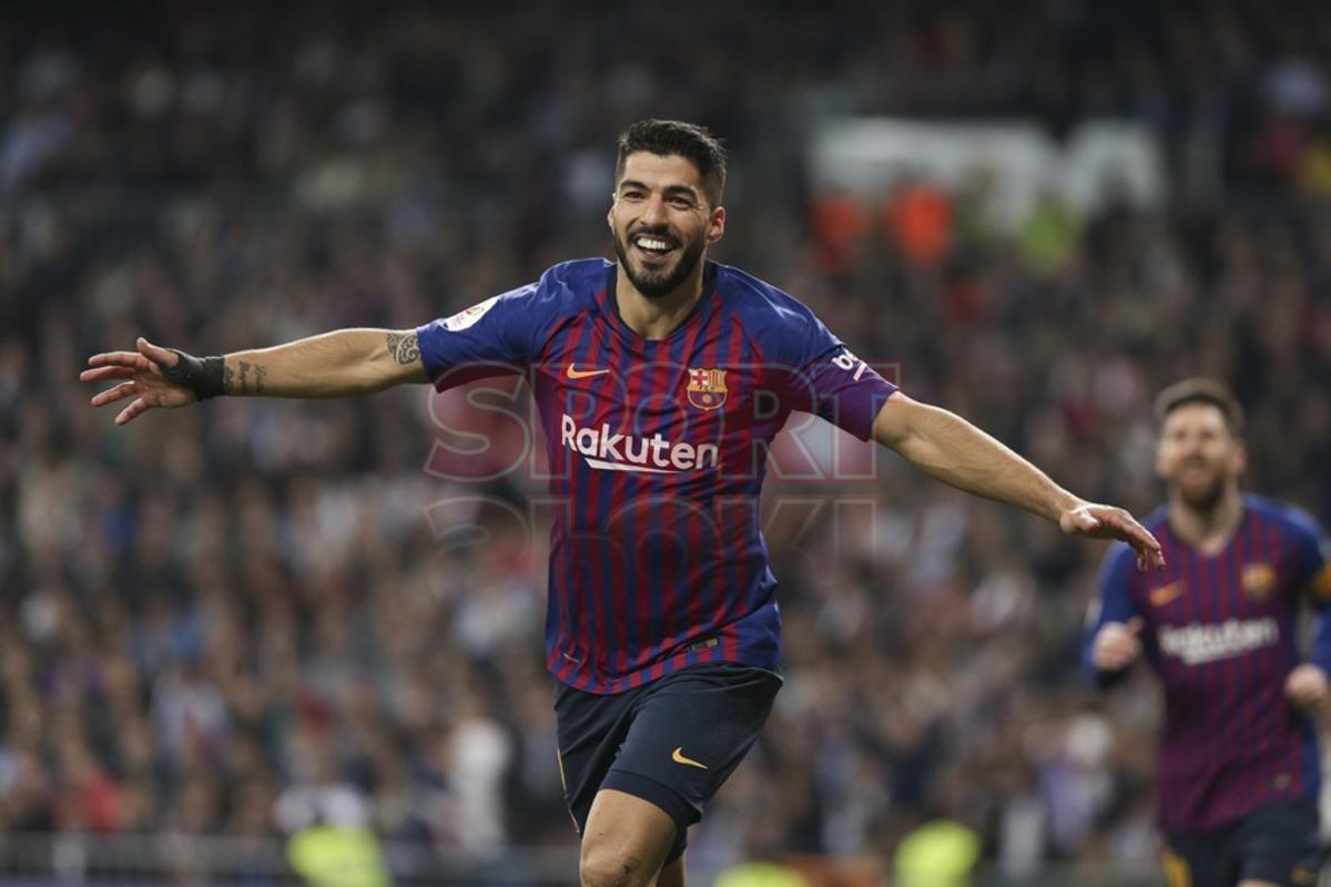 Luís Suárez eufórico tras marcar el tercer gol del Clásico de semifinal de Copa del Rey entre el Real Madrid y el FC Barcelona. Luís Suárez eufórico tras marcar el tercer gol del Clásico de semifinal de Copa del Rey entre el Real Madrid y el FC Barcelona.