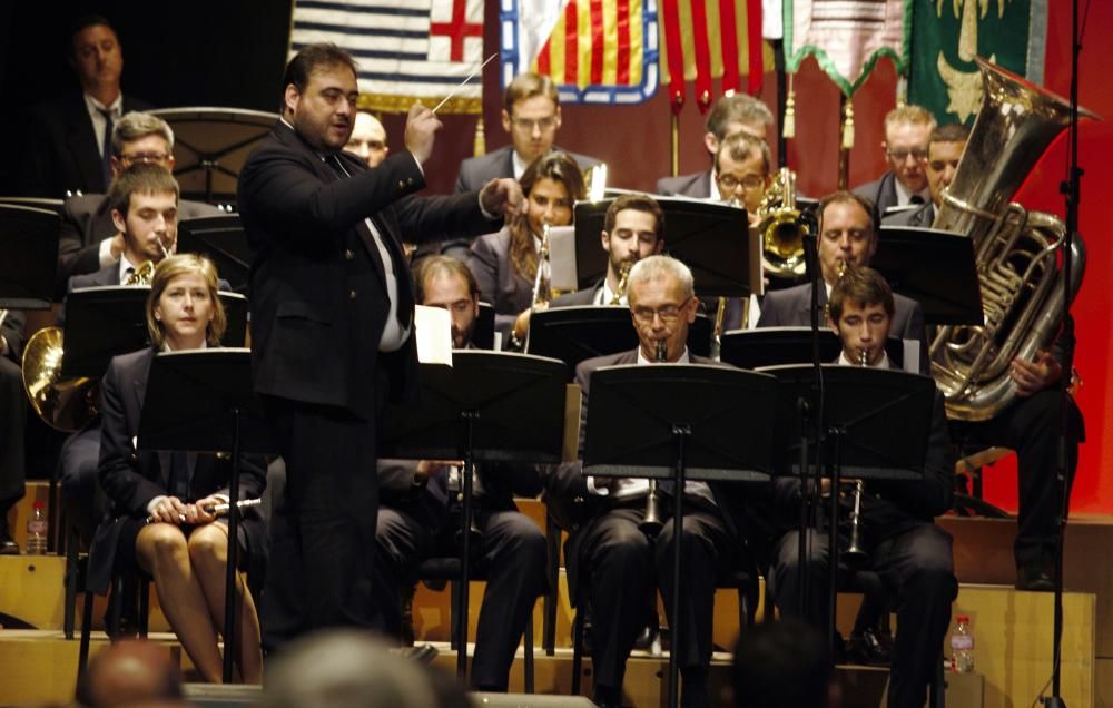 Alcoy ensalza a los cargos de las Fiestas de 2017