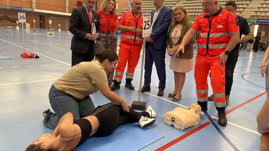 El 061 forma a más de 1.200 jóvenes malagueños en técnicas de reanimación cardiopulmonar