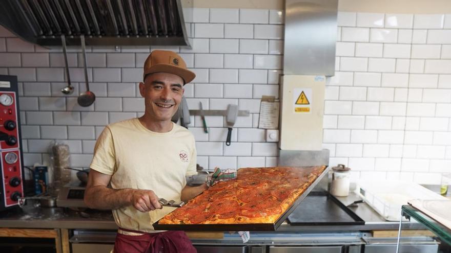 El nuevo 'takeaway' italiano de A Coruña que triunfa con sus pizzas artesanas: "Aquí no tenemos congelador"