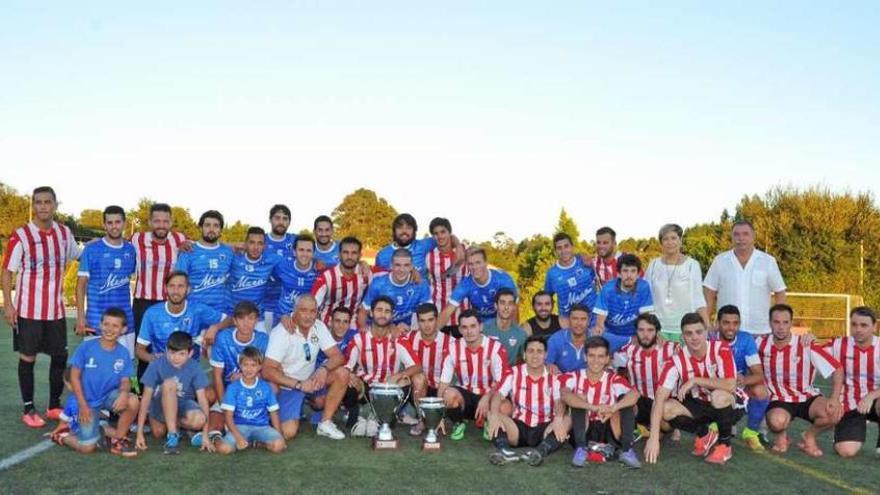 El Marino de Mera, ganador del Trofeo Concello de Oleiros de Fútbol