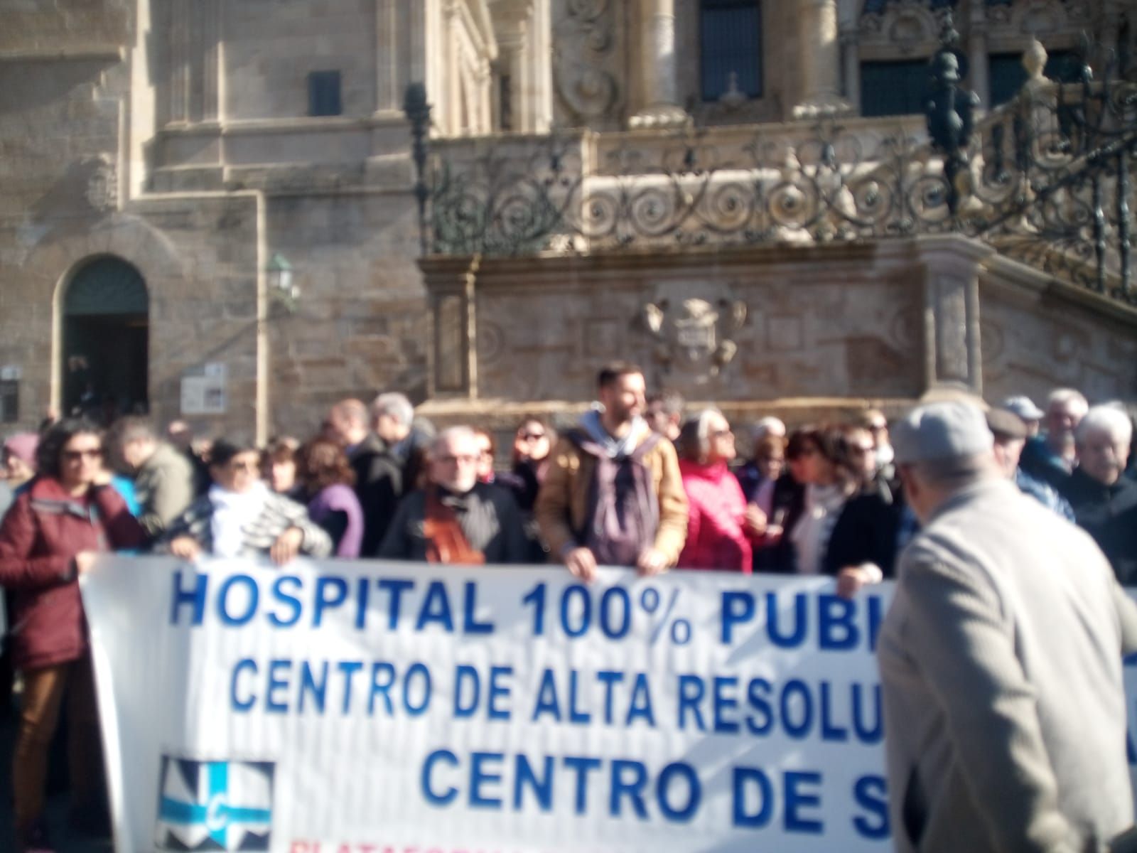 O Morrazo en la Manifestaci�n por la Sanidad en Santiago (15).jpg