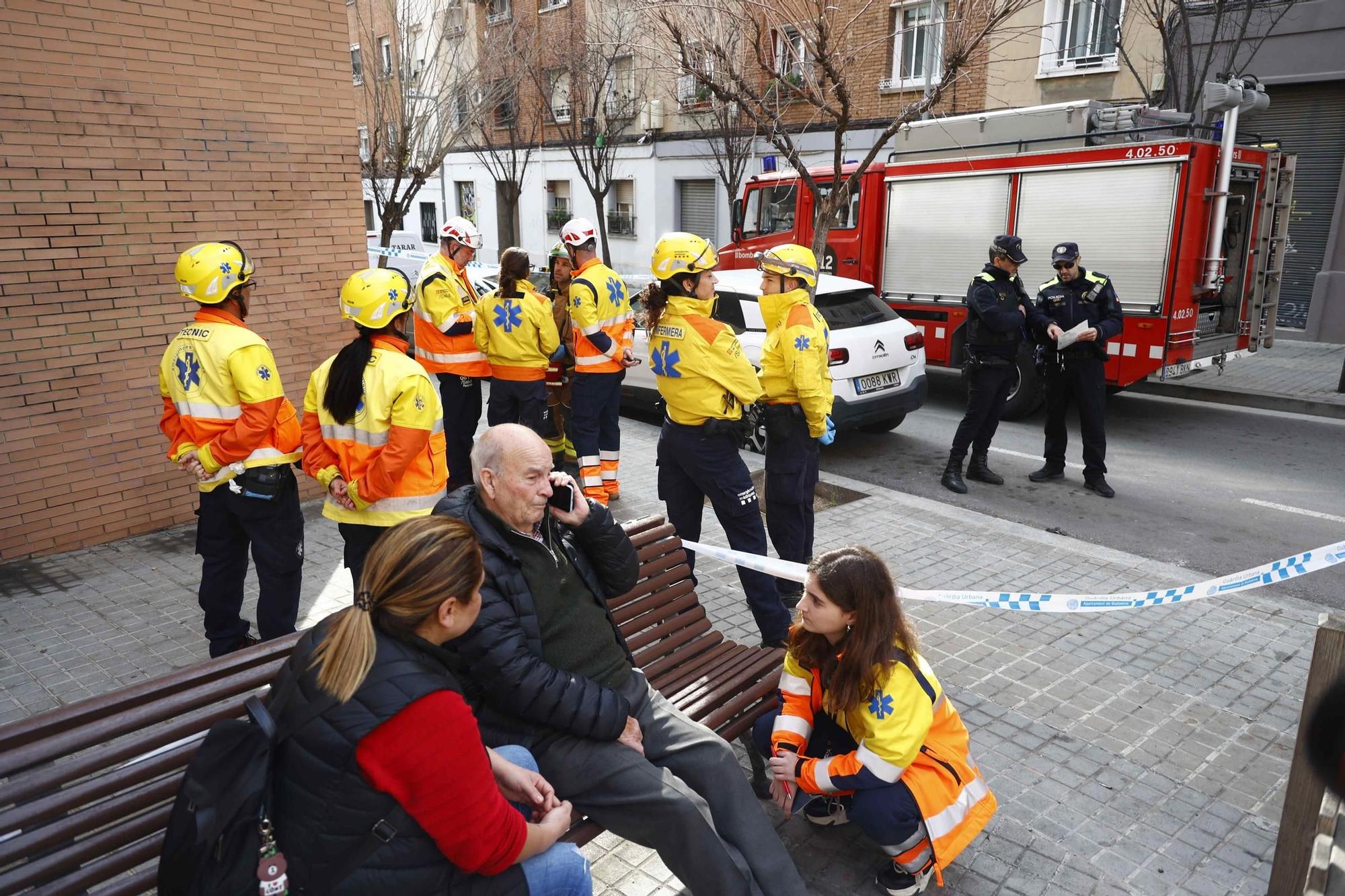 S&#039;esfondra un edifici de cinc plantes a Badalona