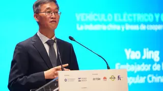 Fortalecer la cooperación entre China y España, fundamental para avanzar en el desarrollo de los vehículos eléctricos