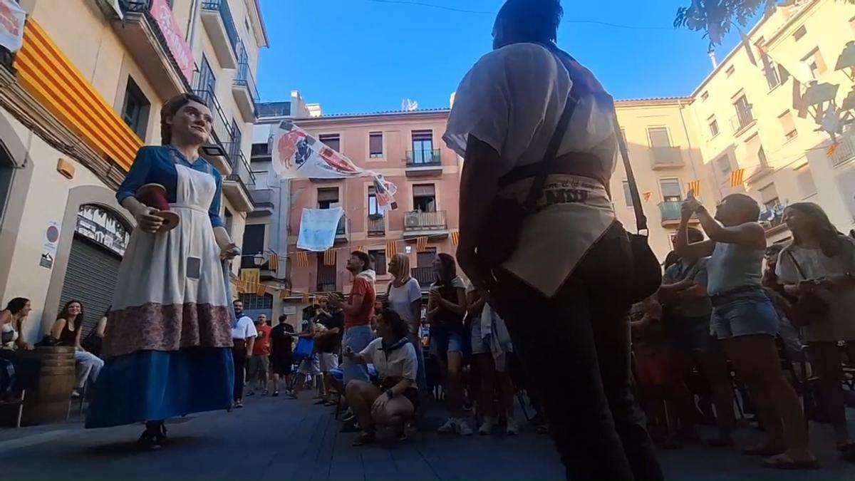 Estrena de la geganta Sibil·la a l'Alternativa