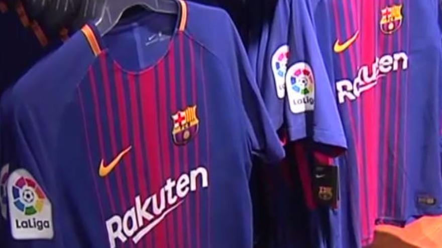 Gran acogida de la nueva camiseta del Barça