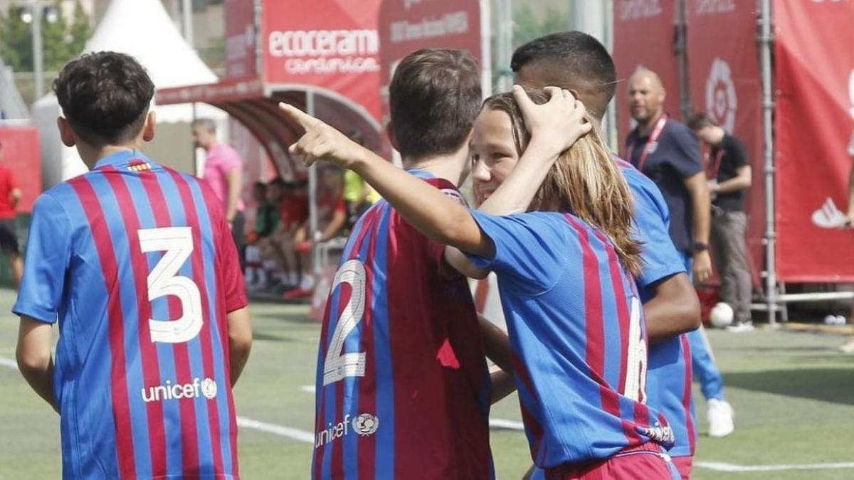 Hugo Garcés, centrocampista del Alevín A del Barça