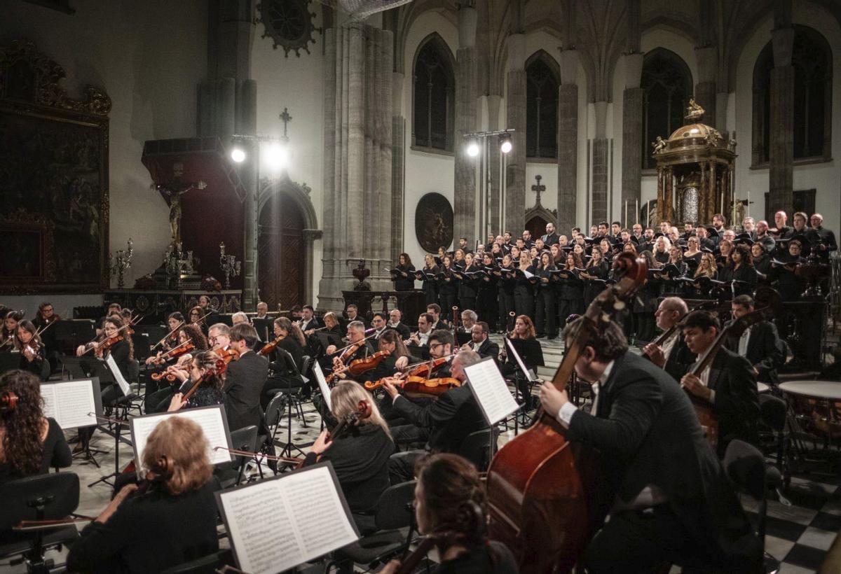 El reciente concierto extraordinario de la Sinfónica de Tenerife en la Catedral de La Laguna.
