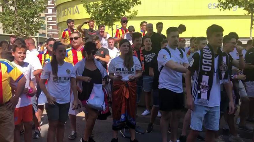 Ambiente valencianista en el Estadio de La Cerámica