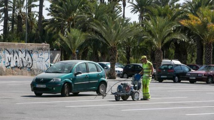 Un repintado de las marcas viales para poner orden