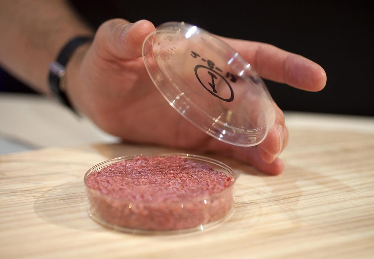 Las dos empresas aseguran que la carne producida en laboratorios ayudará a crear una industria alimentaria más sostenible.