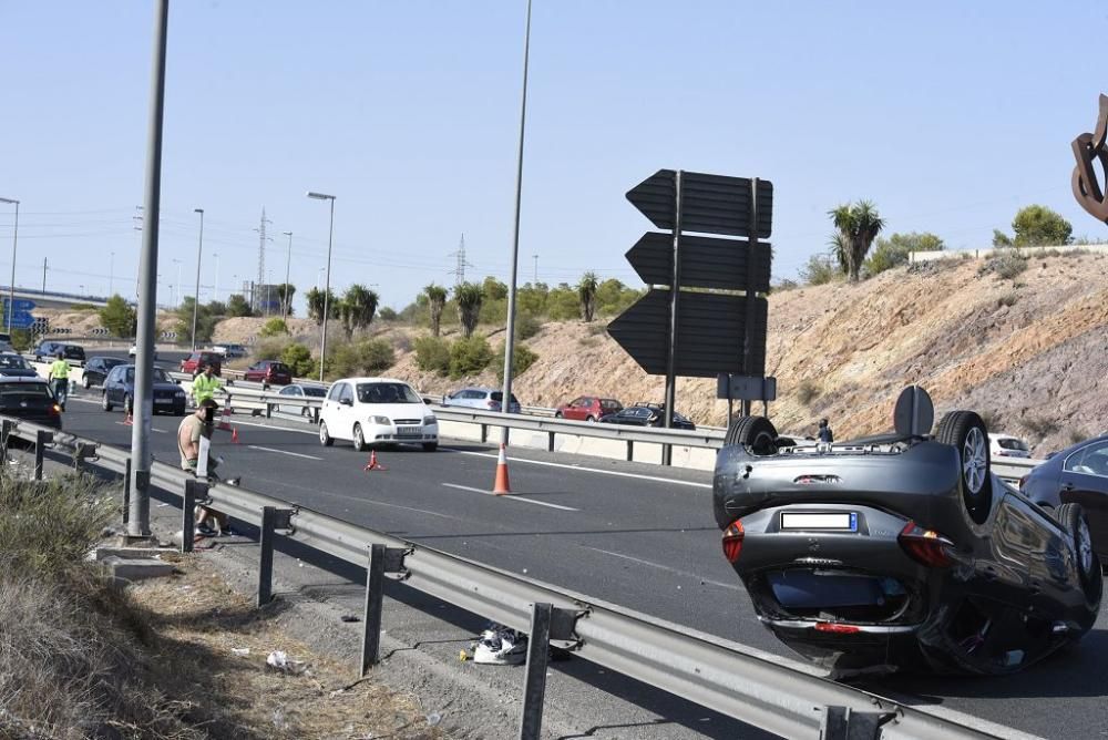 Cuatro heridos en un accidente en la A7