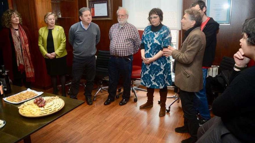 Participantes, ayer, en la tradicional recepción del alcalde a los organizadores y ponentes. // Rafa Vázquez