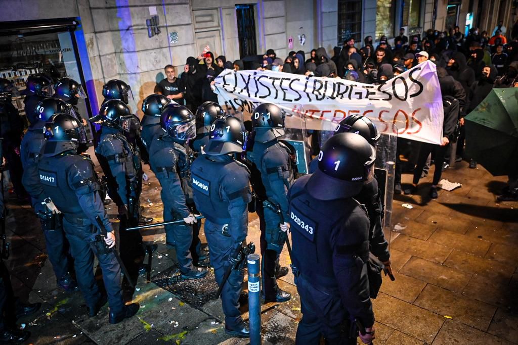 Manifeswtación antifascista bcn