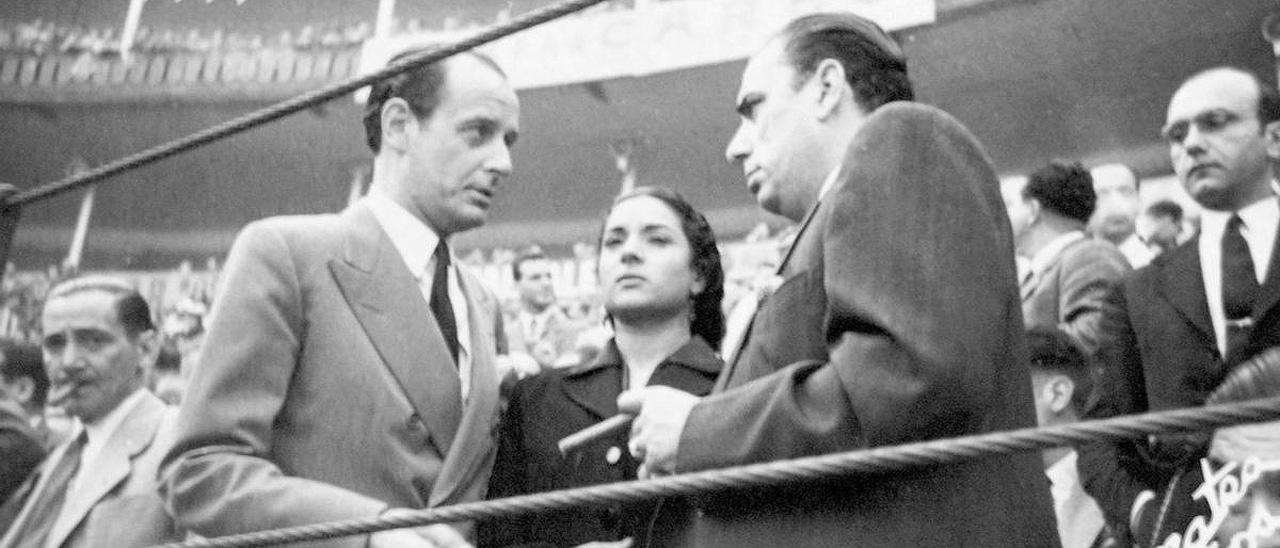 Alberto Puig Palau (izquierda), junto a Lola Flores y Manolo Caracol.